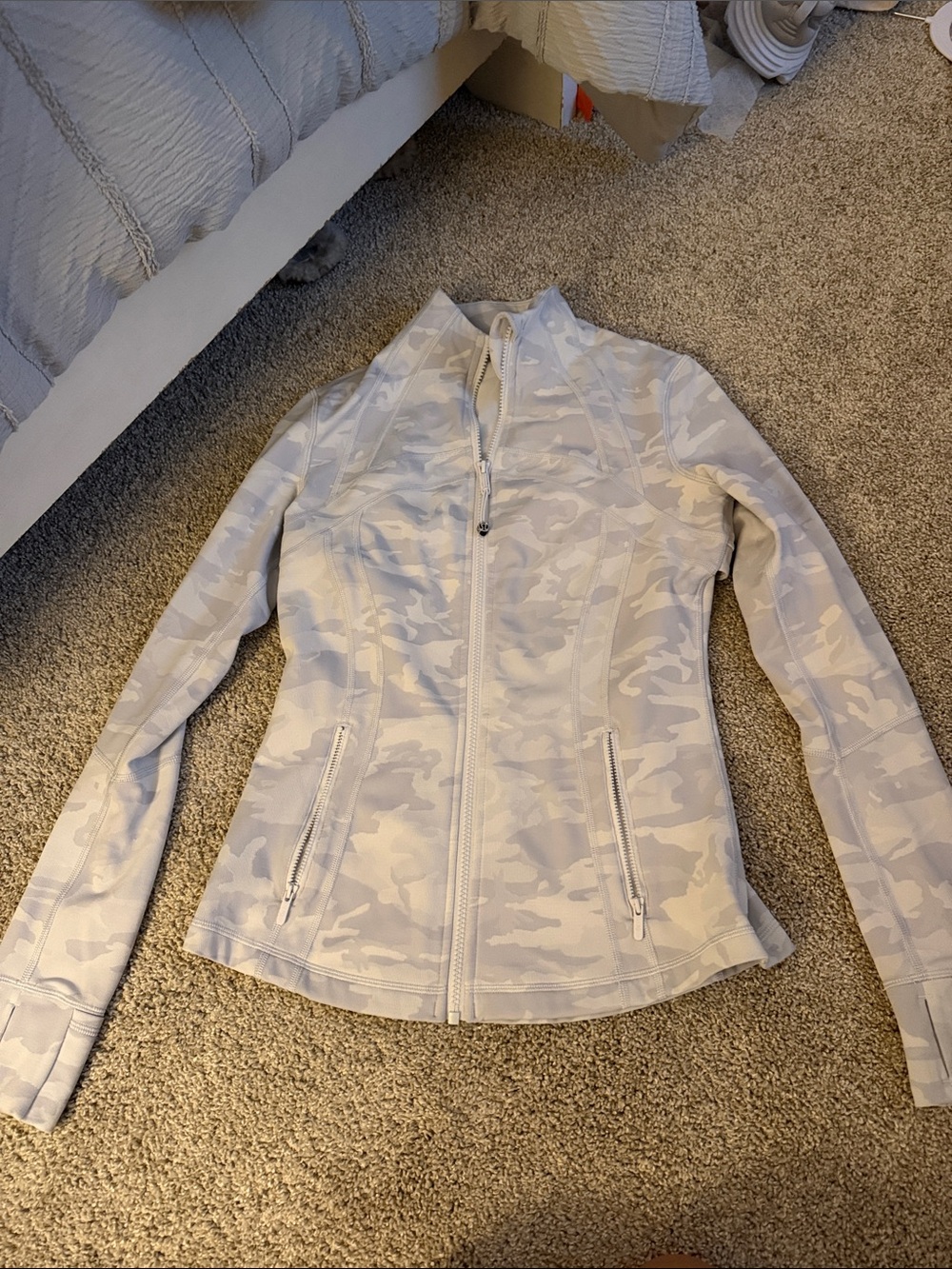 Women’s Light Gray Camo Zip-Up Jacket